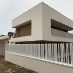 Villa 1 - Ringhiera e cancello esterno 2